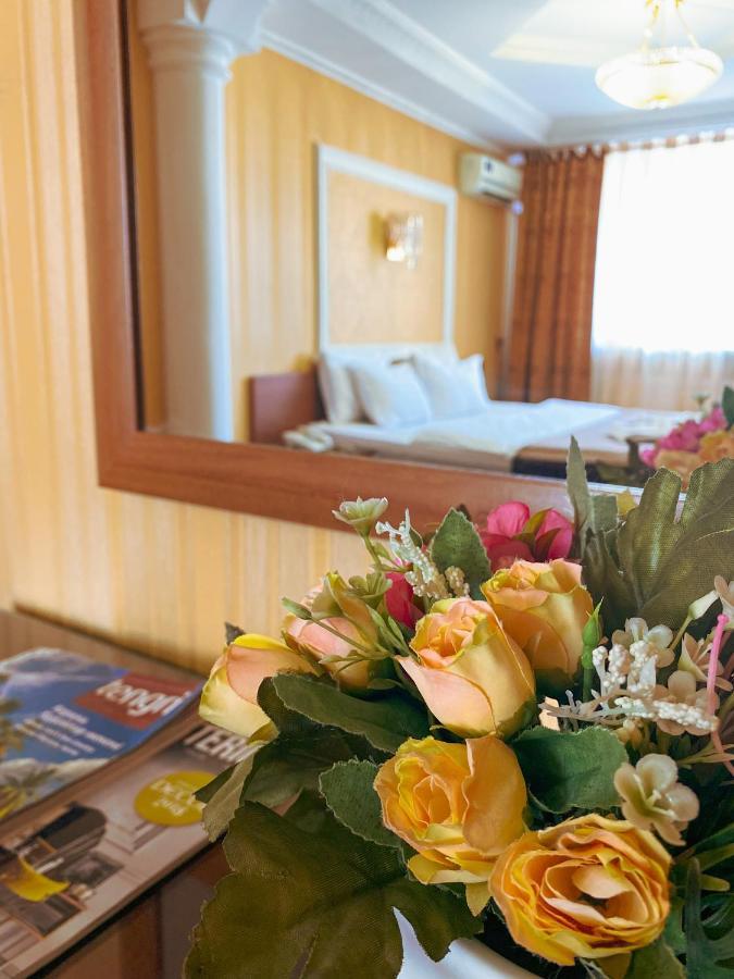 Nomad Hotel Астана Экстерьер фото